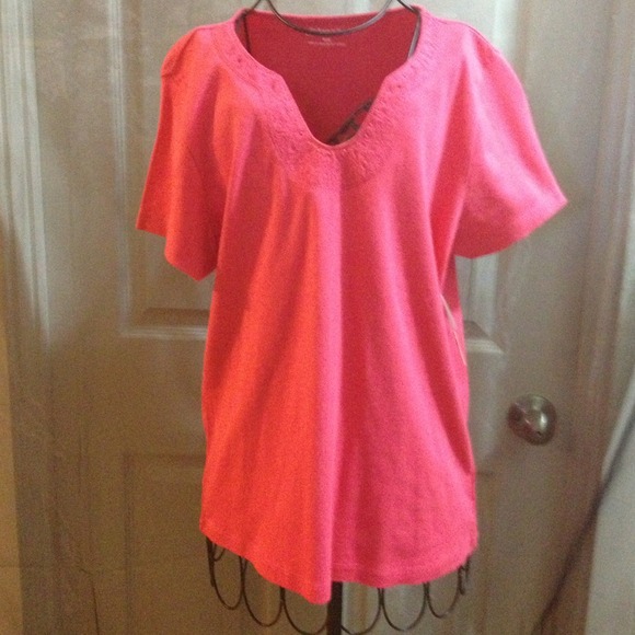 NEW coral t-shirt by St John Bay SAVE $11 off list - Picture 1 of 3
