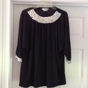 BUNDLE FOR @helyne.     Black knit top