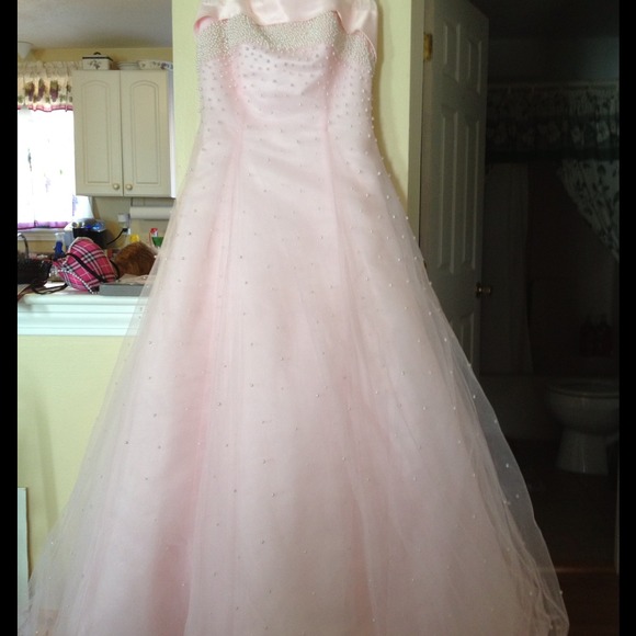 Light pink ball gown - Picture 1 of 1