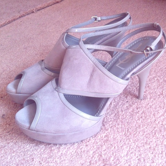 Yves Saint Laurent Sandals