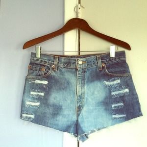 Levi jean shorts
