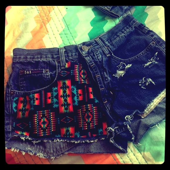 Denim - high wasted shorts