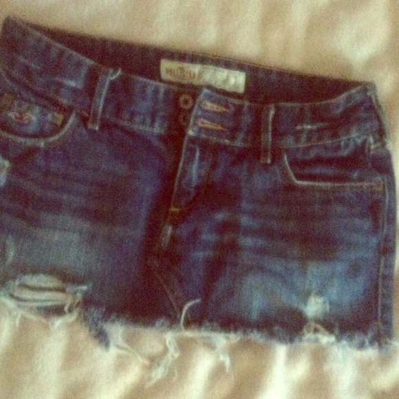 REDUCED ✨Hollister denim distressed mini skirt✨