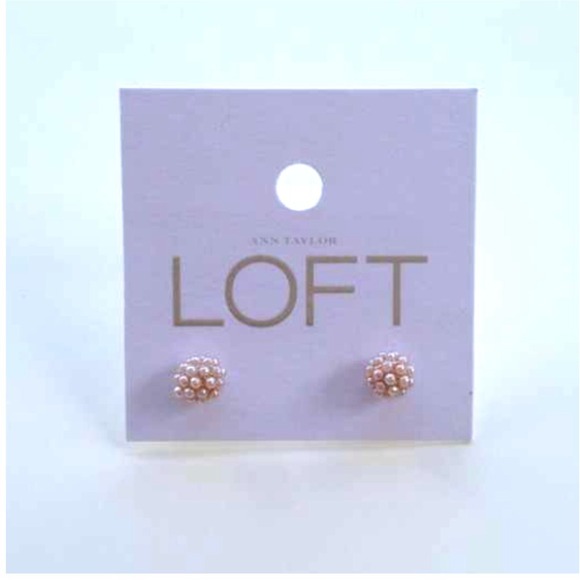 ❌SOLD in Bundle Pearlized Bead Cluster Earrings.