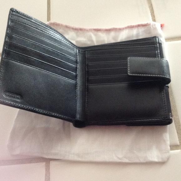 Sold!!! Coach Wallet Sold!!! - Picture 3 of 4