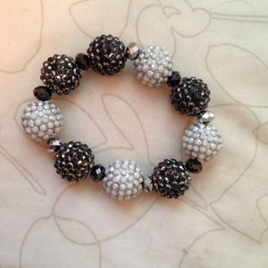 Silver & Black beaded bracelet!