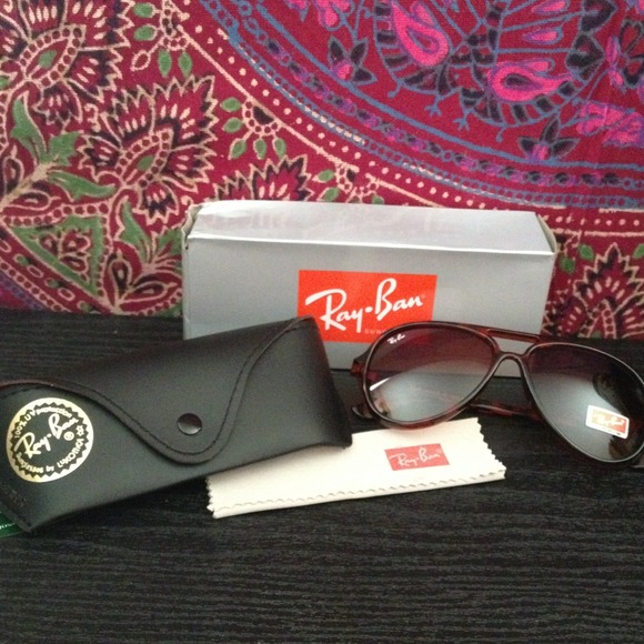 ⛔RESERVED⛔Ray ban aviators ☀