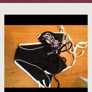 Bundle selling to Karla