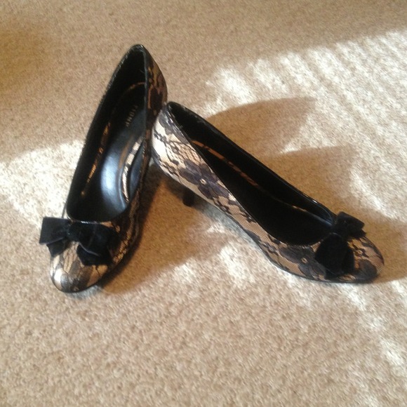 Lace heels never worn!
