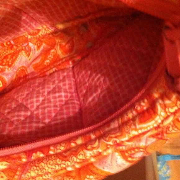 Brightly colored Vera Bradley small messenger bag - Picture 2 of 2
