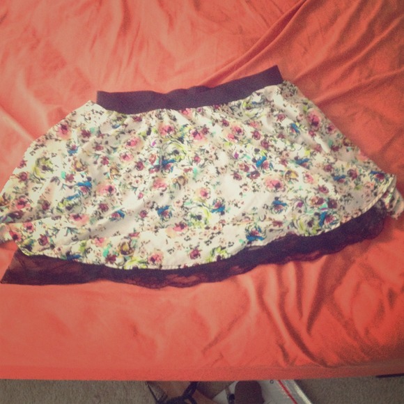 Floral print skirt with lace slip