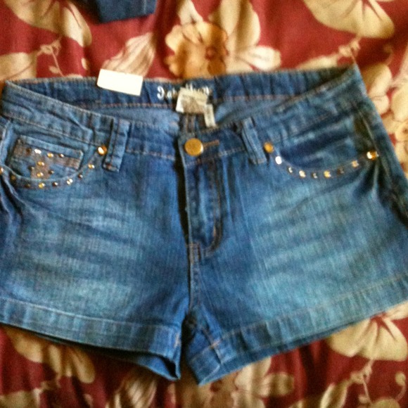 Size 13 light blue denim shorts - Picture 1 of 3