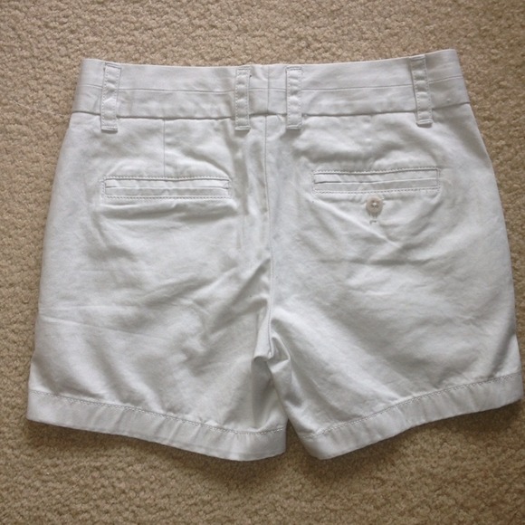 SALE🌻🎉J Crew Shorts - Picture 2 of 4