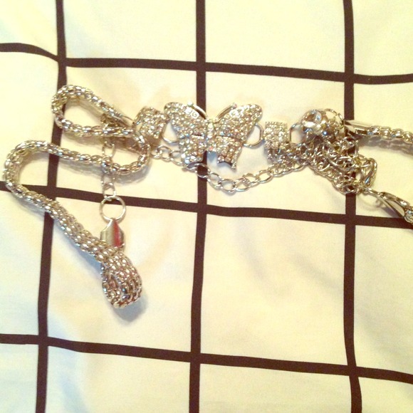 Butterfly belt