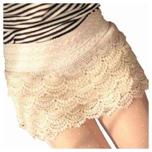 Lace skirt