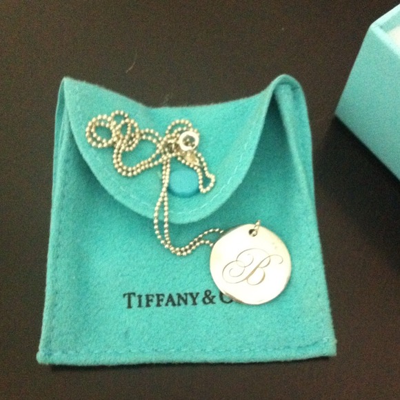 Tiffany Silver Cursive B necklace