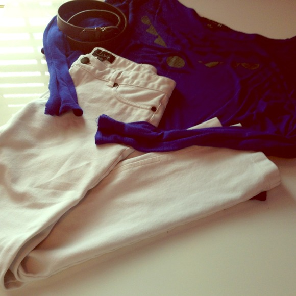 Blue Aztec crop top