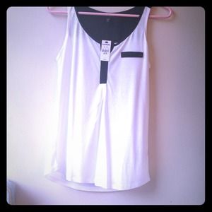Express chic white tank w/ black detail