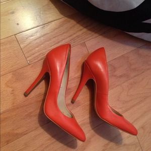 Zara Shoes - 🚫❌Sold❌🚫Zara orange court heel pump Zara Shoes - 🚫❌Sold❌🚫Zara orange court heel pump
