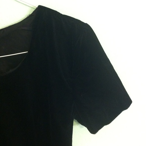 Velvet Black Dress - Picture 2 of 3