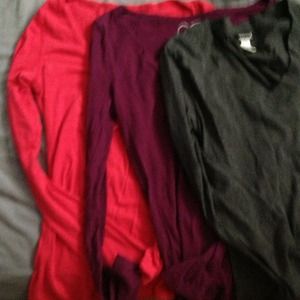 ♥️3 long sleeve plain tops BOGO