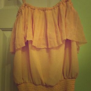 ⚡Reduced⚡Adorable coral flowy shirt!!