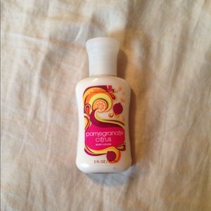 ✨B&BW body lotion✨