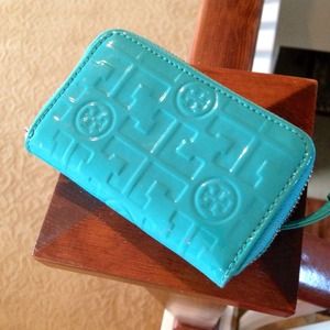 💙 Tory Burch Robin Egg Blue Coin Purse