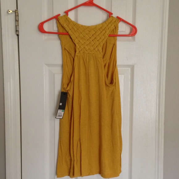 💥SOLD💥Mossimo Yellow Braided Racerback Top - Picture 3 of 4