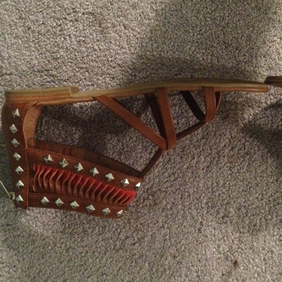 Sandals! - Picture 2 of 3