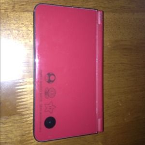 DSi XL Super Mario's 25th edition.