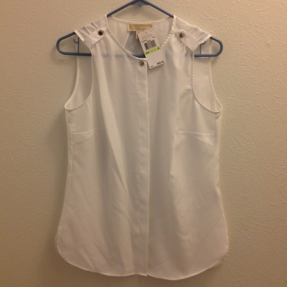 SOLD! ✨🎉Michael Kors Basic White Tank✨🎉 - Picture 1 of 4