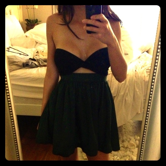 Dark green high waisted silk like skirt
