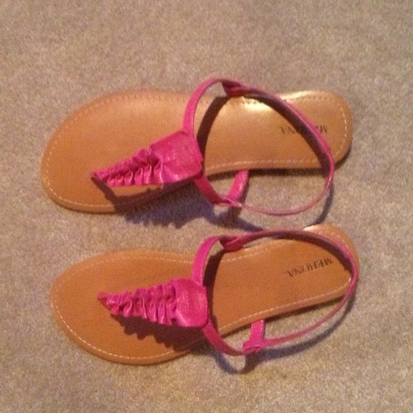 Pink flats