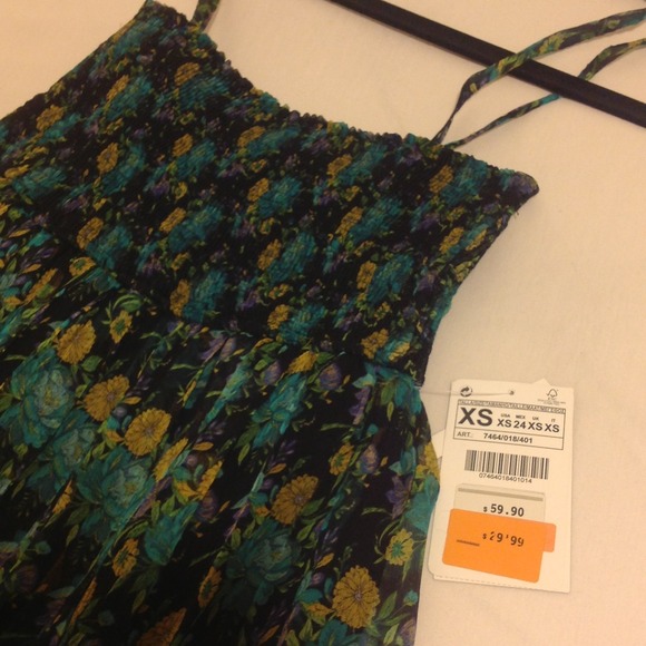 ZARA pleated silk summer dress - Picture 2 of 3
