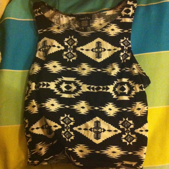 Black and white Crop top! - Picture 2 of 3