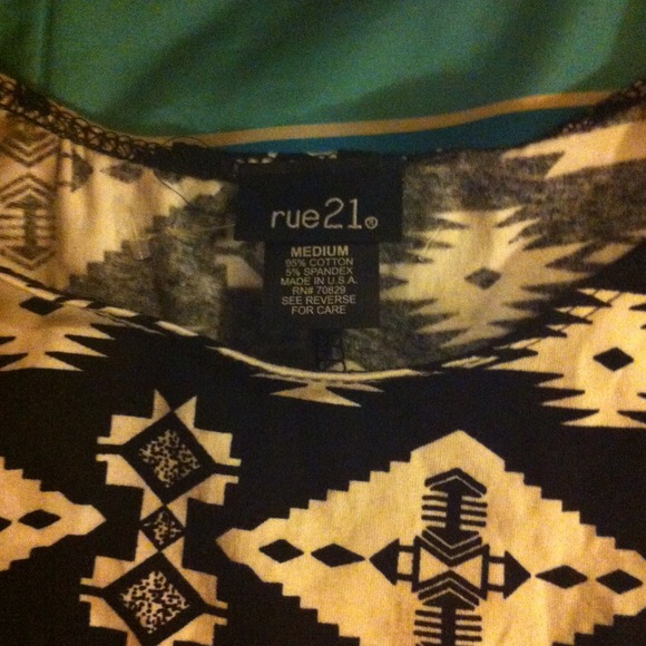 Black and white Crop top! - Picture 3 of 3