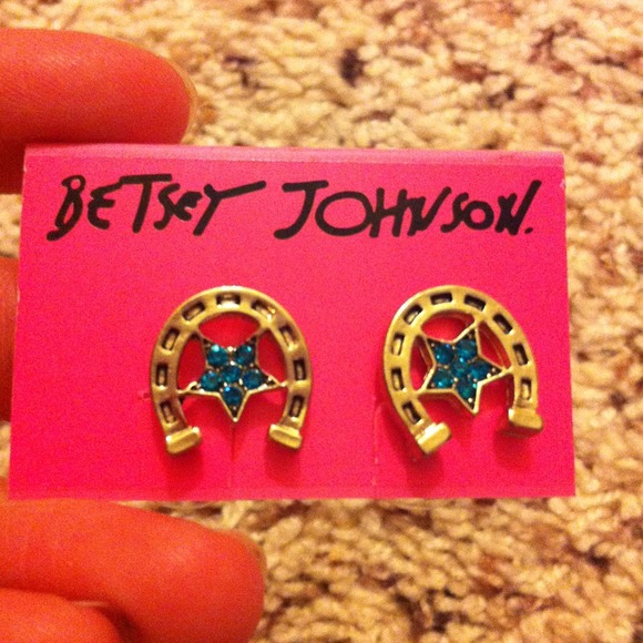 *SOLD!!* Betsey Johnson Horseshoe Earrings