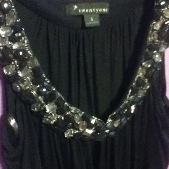 Dressy Top - Picture 2 of 3