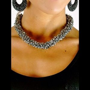 Silver sparkling necklace