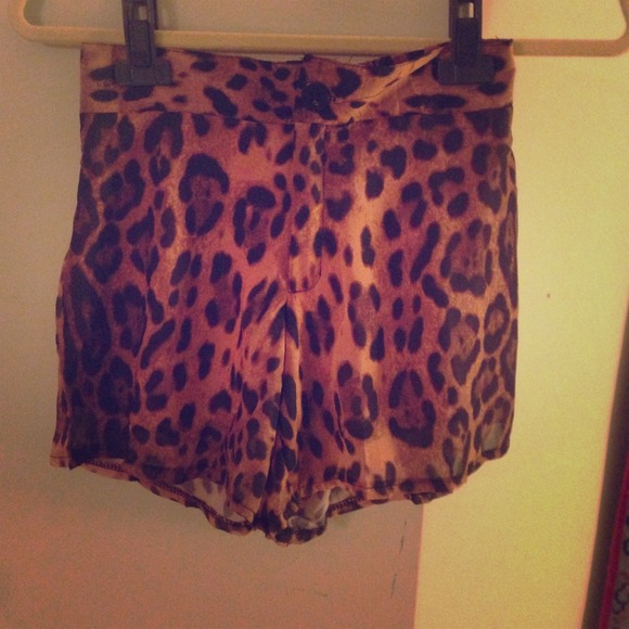 Leopard shorts
