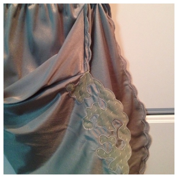 🍇Bundled🍇Vintage Silk& Lace Slip - Picture 3 of 3