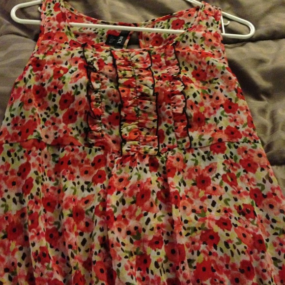 Ruffle Chiffon Floral Top