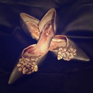 Low heal brown Unisa dress shoes