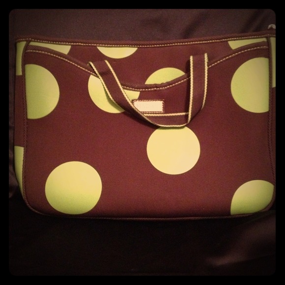 Hadaki laptop case
