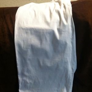 Lady's Capri Pants