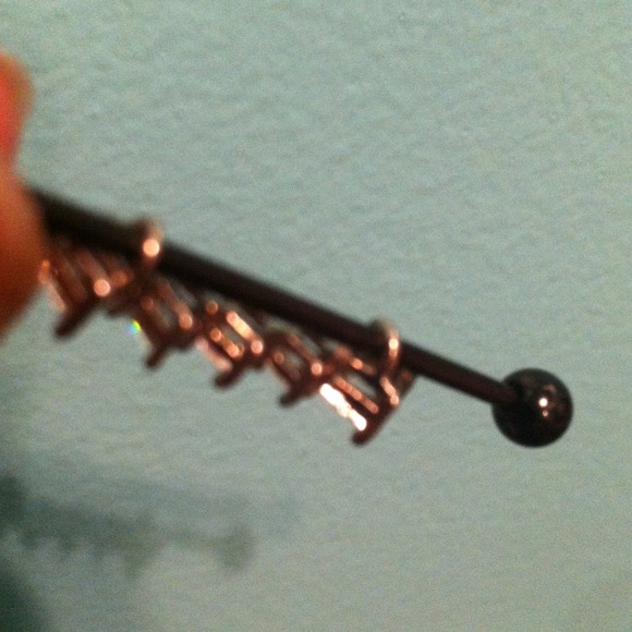 (SOLD)✔ Diamond studded Industrial piercing. - Picture 3 of 4