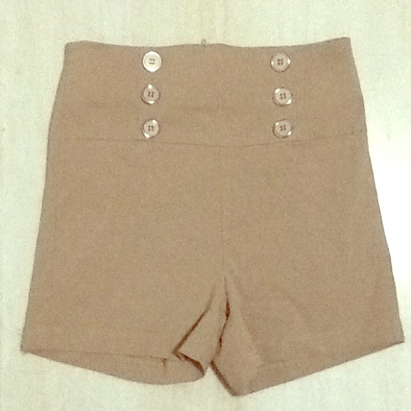 simple brown high wasted shorts