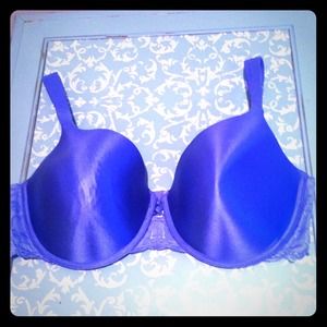 Pretty blue bra