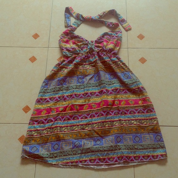Geometric print knee length maxi dress